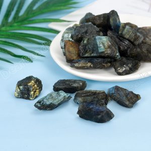 Raw Labradorite